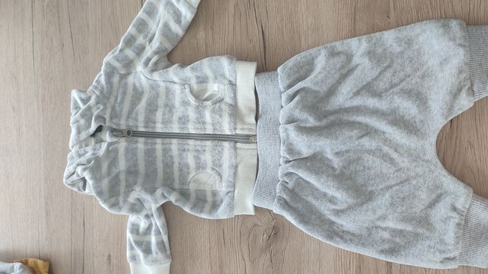 Lot de 3 ensemble jogging et gilets - photo numéro 3