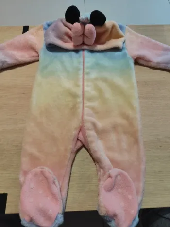Combinaison licorne/ Minnie