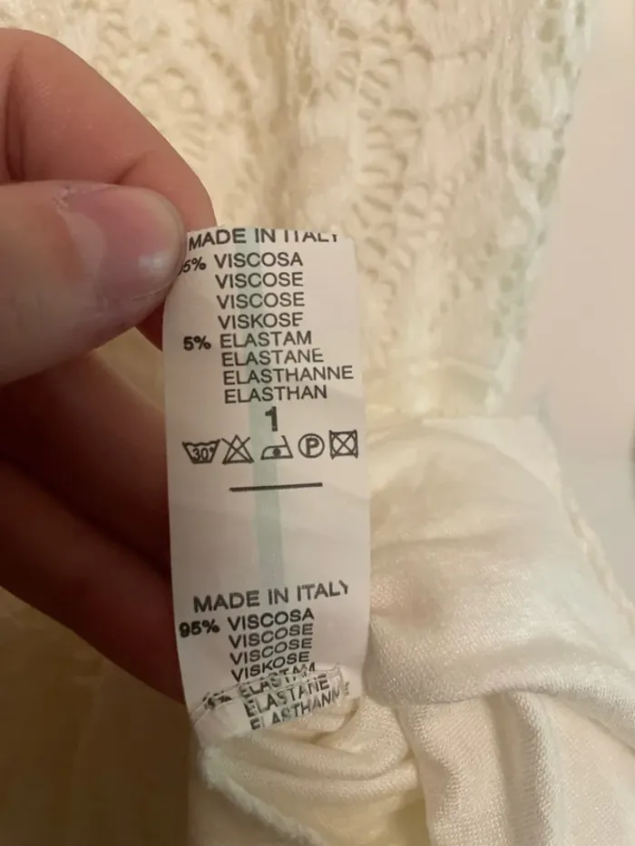 Robe blanche à dentelle Sud express T1 - photo numéro 4