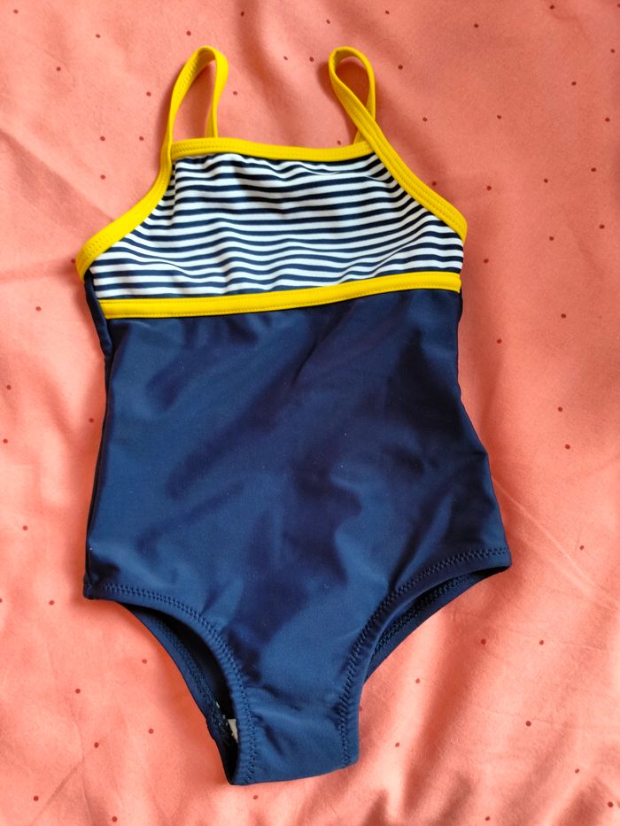 Maillot de bain 12 mois