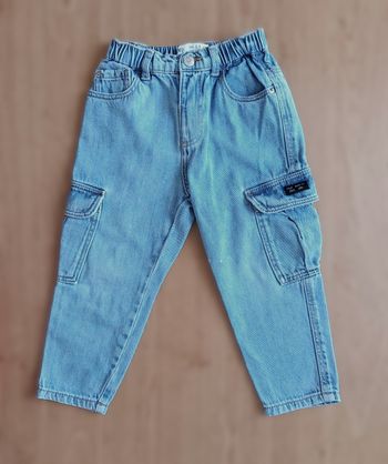 Jean bleu clair multipoches. Zara. Coton. Taille 2 - 3 ans. 98 cm