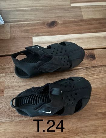 Sandale Nike t24