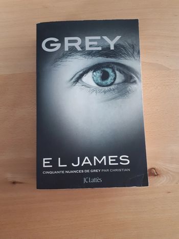 Livre Grey