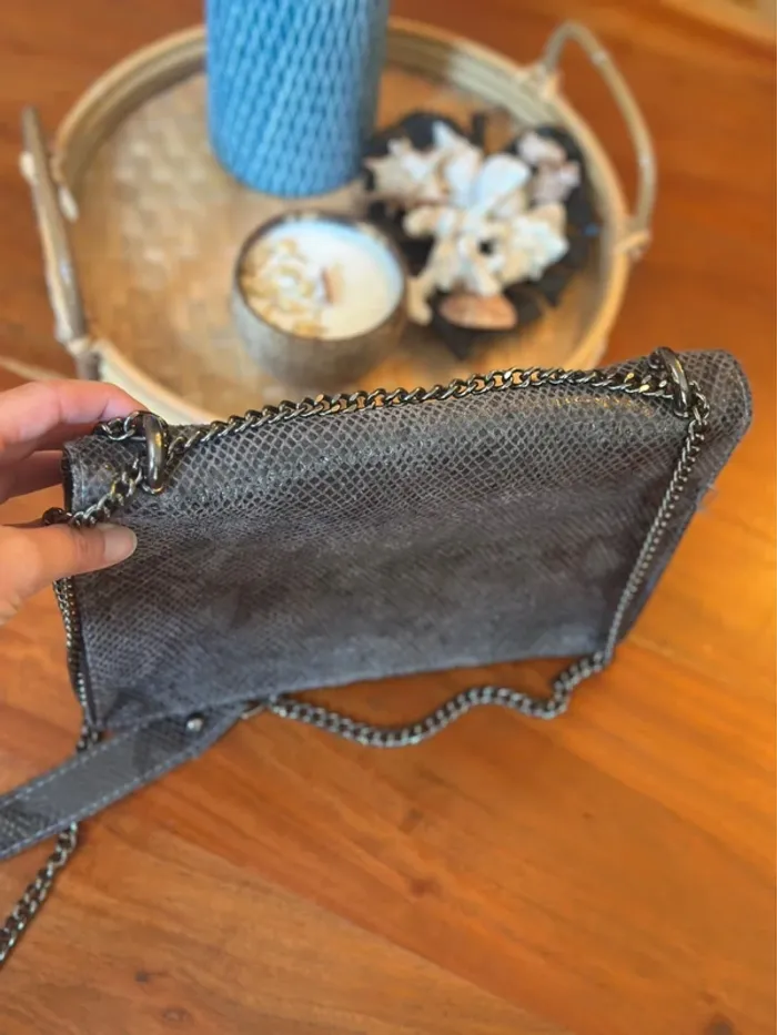 Sac en cuir imprimé python noir et gris – Chaîne métal ajustable – Borse in Pelle - photo numéro 13