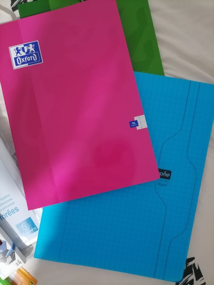 Lot de fournitures scolaires - photo numéro 7