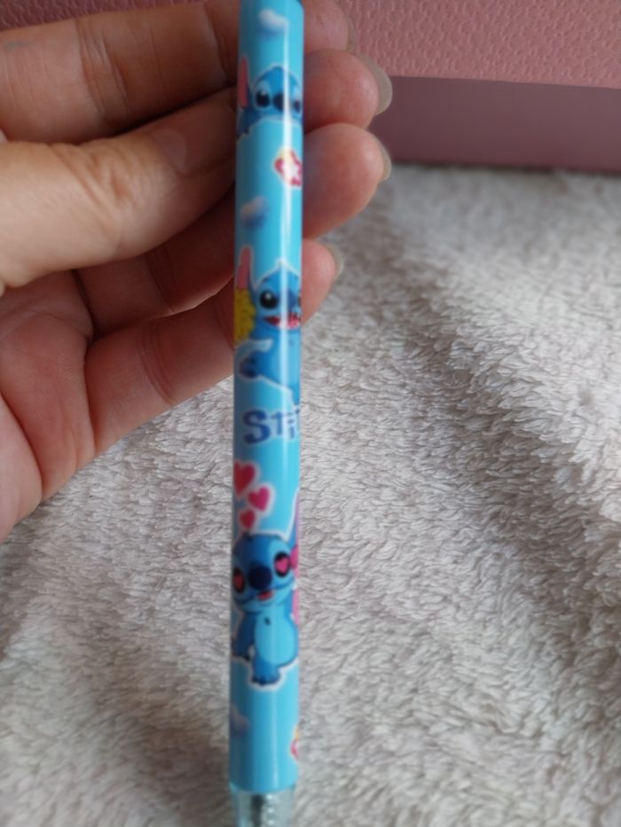 Stylos encre noire stitch 1e50 pour 1 - photo numéro 3