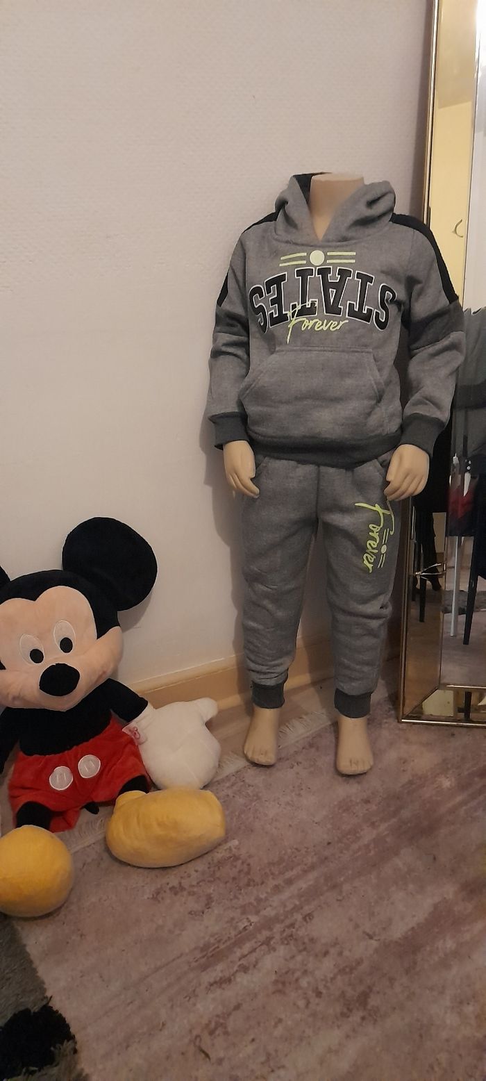 Ensemble sport garçon 4ans