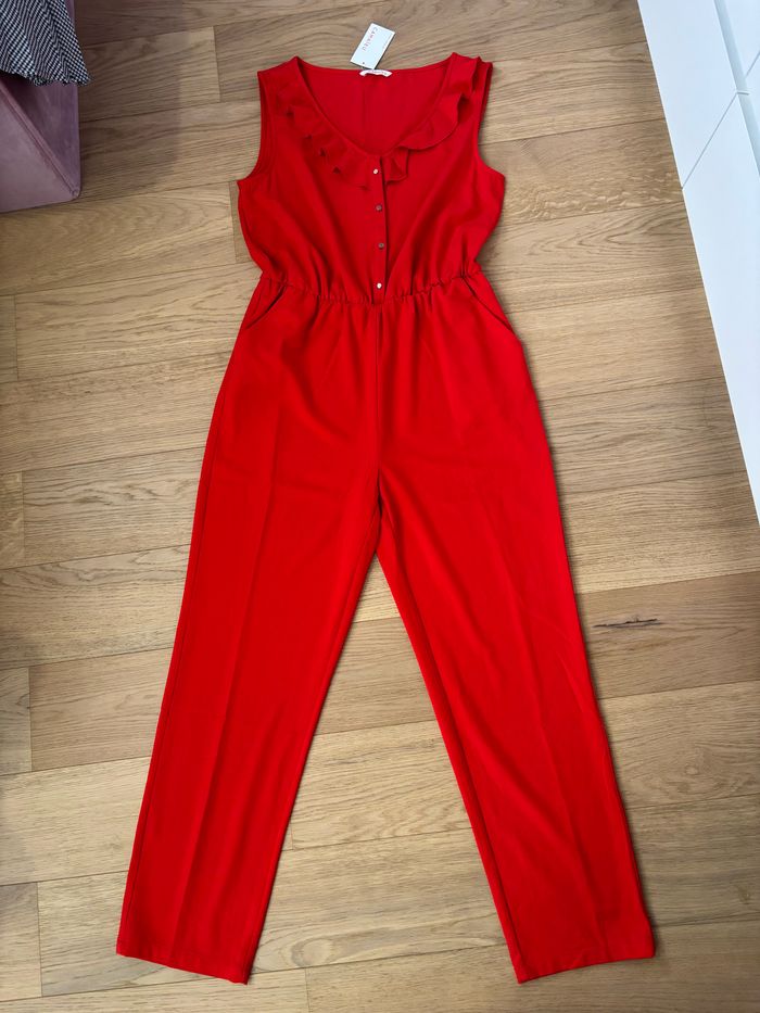 Neuve - Combinaison rouge Camaïeu 38