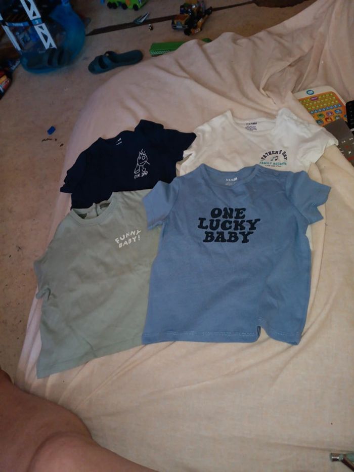 Lot 4 Tee-shirts 12 mois pas de vinted go