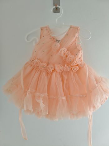 Magnifique robe de cérémonie couleur abricot 