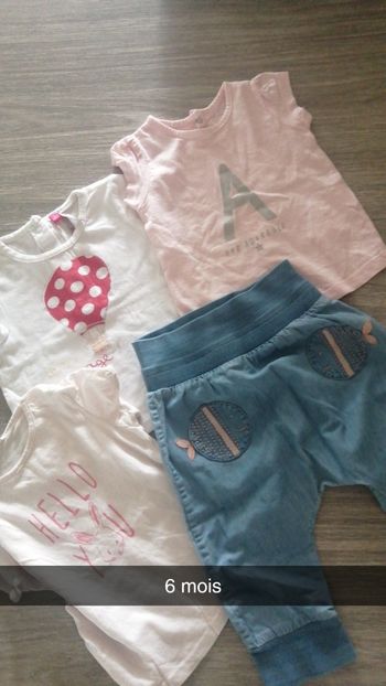 Lot vêtement fille 3 6mois