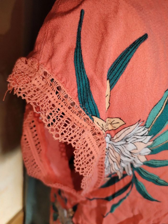 haut fleuri , corail - sans manche taille 44 - photo numéro 3