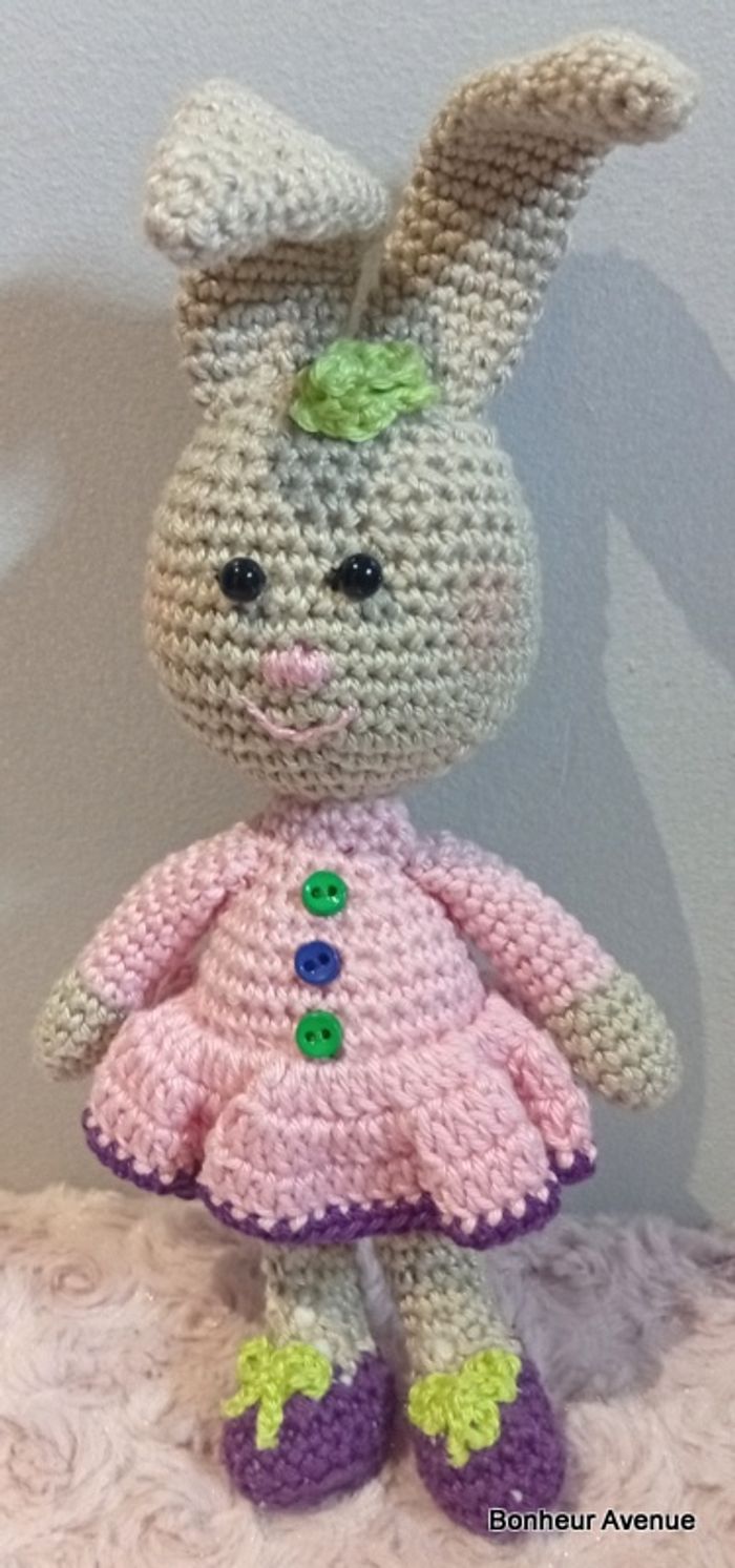 Peluche lapin crochet fait main
