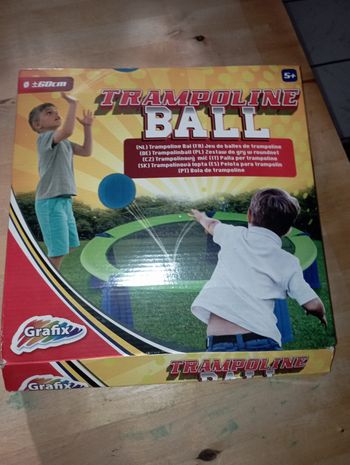 Jeux trampoline balles 