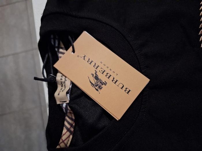 Sweat shirt Burberry taille XXL Neuf - photo numéro 5