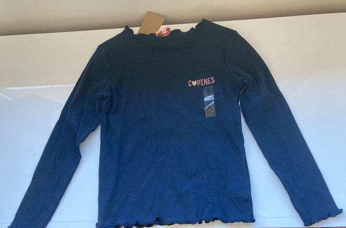 T shirt manches longues TAO 6 ans