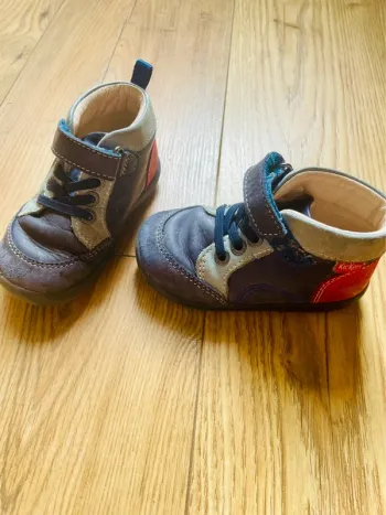 Chaussures kickers 21