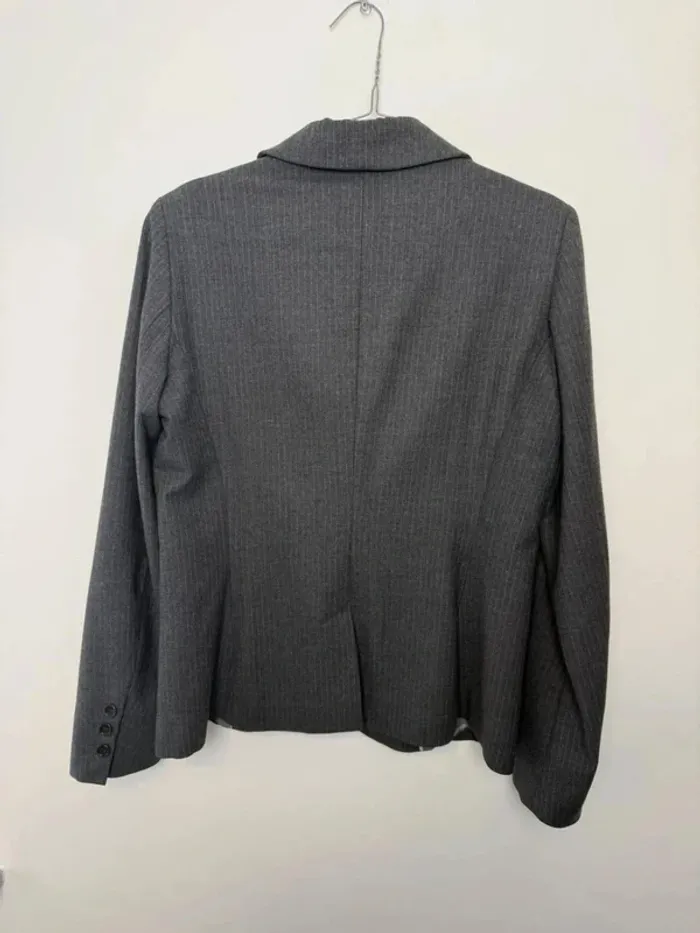 Magnifique Blazer Gerard Darel gris lignés en laine vierge taille 40 parfait état - photo numéro 5