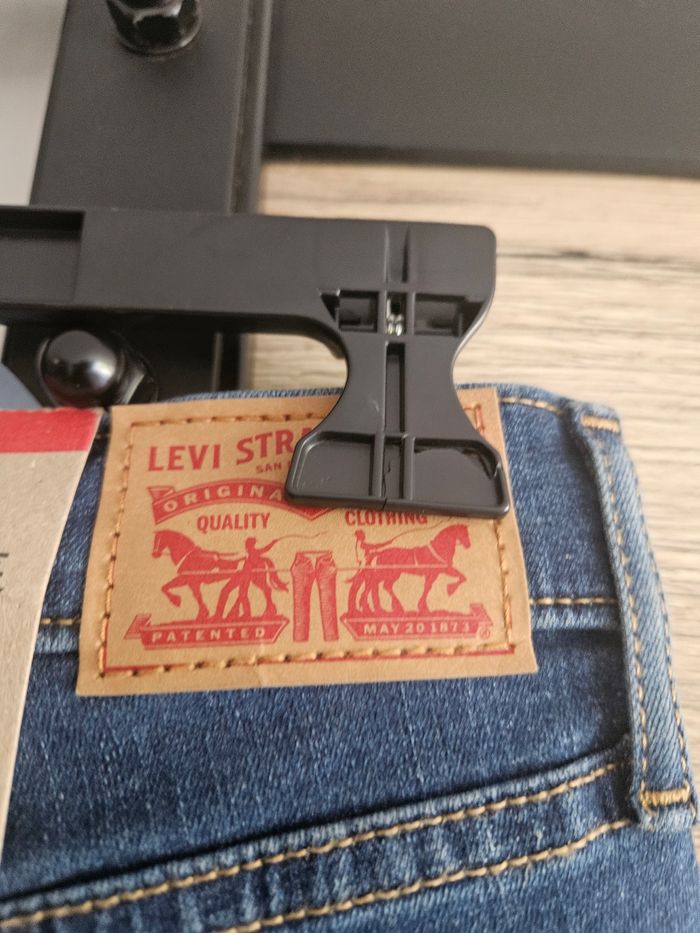 Jean levi's taille 36 - photo numéro 8