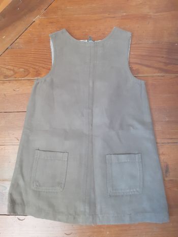 Robe beige veloutée