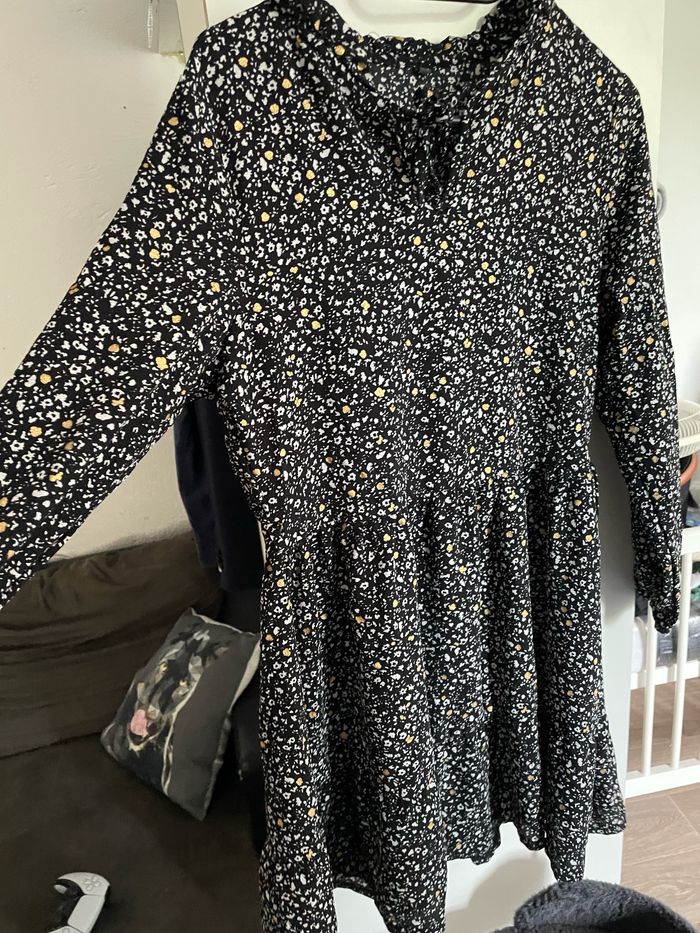 Robe fleurie - photo numéro 2