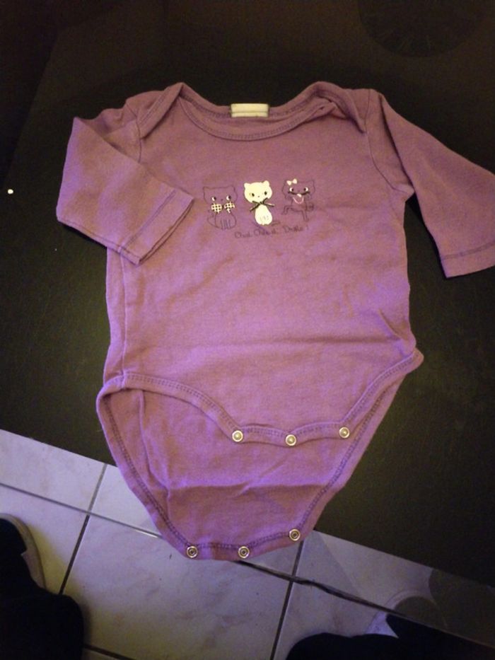 2 bodies - photo numéro 2