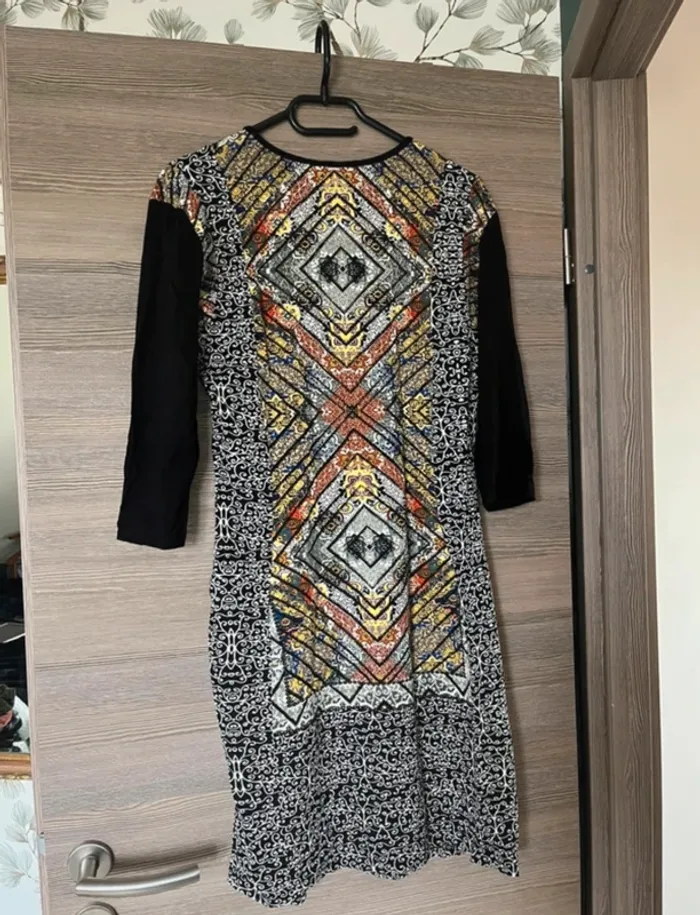 Robe imprimée neuve calao 38/M - photo numéro 3