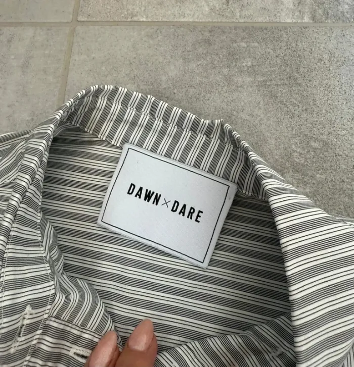 Chemise Dawn x Dare lignée blanche et grise taille XS parfait état - photo numéro 7