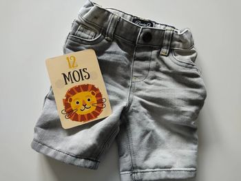 Short taille 12 mois