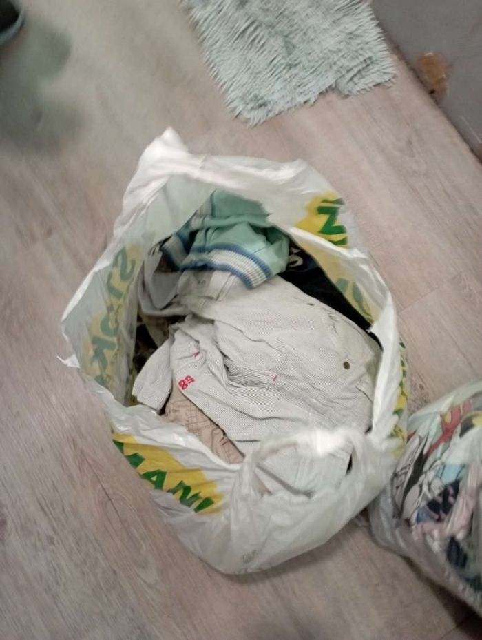 Linge garçons 12 et 18 mois - photo numéro 2