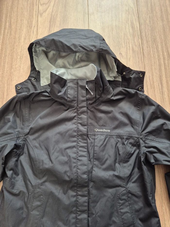 Veste de pluie quechua noire + capuche - photo numéro 2