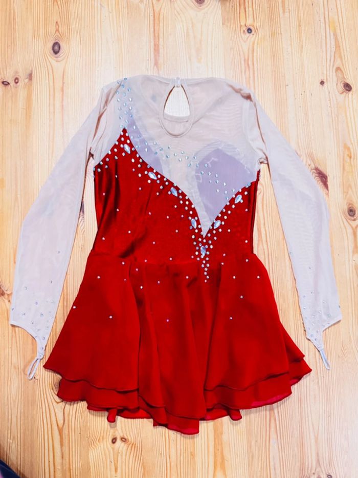 Robe de patinage - photo numéro 2