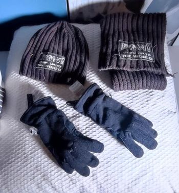 Ensemble gants + écharpe et bonnet okaidi