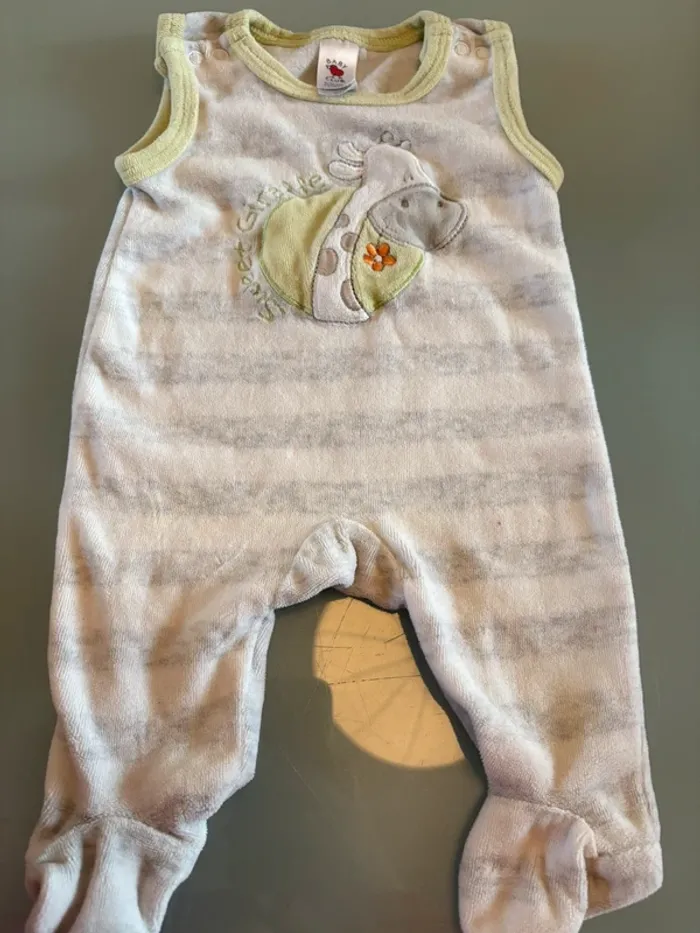 3 pyjamas velours - photo numéro 7