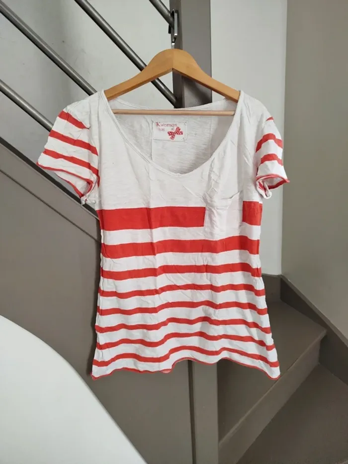 Tee-shirt rayé rouge - photo numéro 2