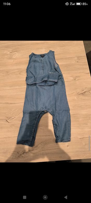 Combinaison taille 9 mois