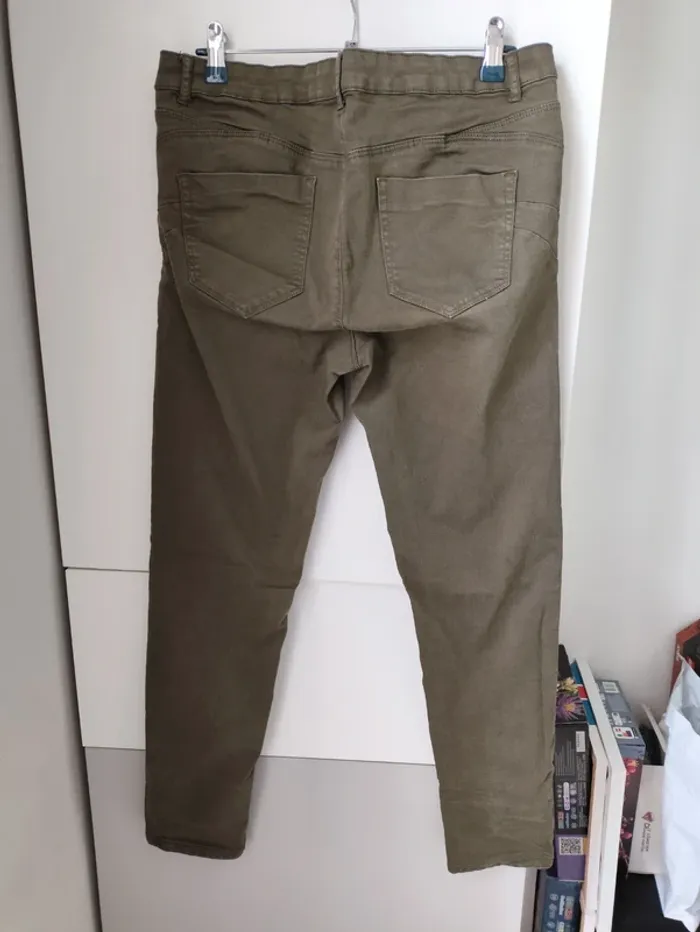 Pantalon skinny kaki femme T42 – coupe droite ajustée - photo numéro 8