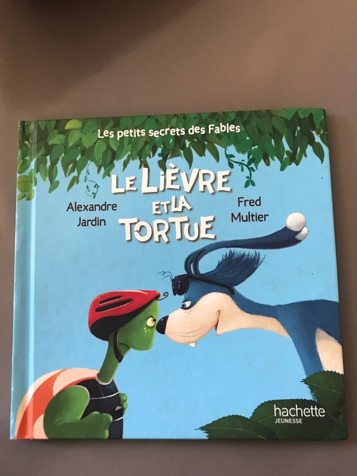Livre Le lièvre et la tortue