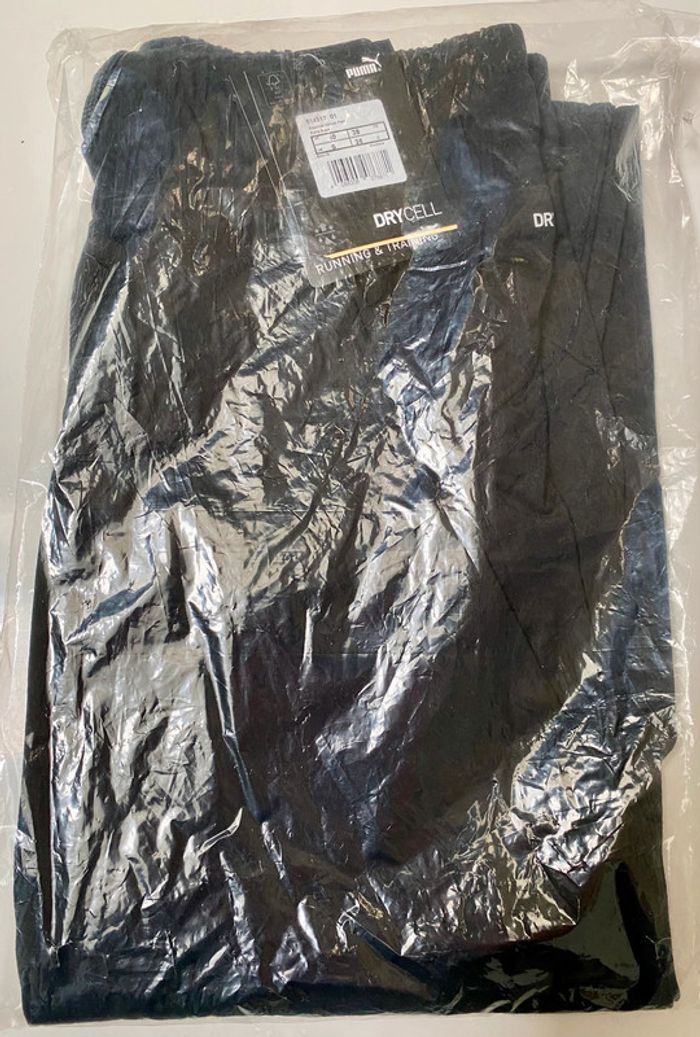PUMA Jogging essential Dancer avec cordon Noir T38 NЕUF (prix Amazo: 50eur) - photo numéro 6