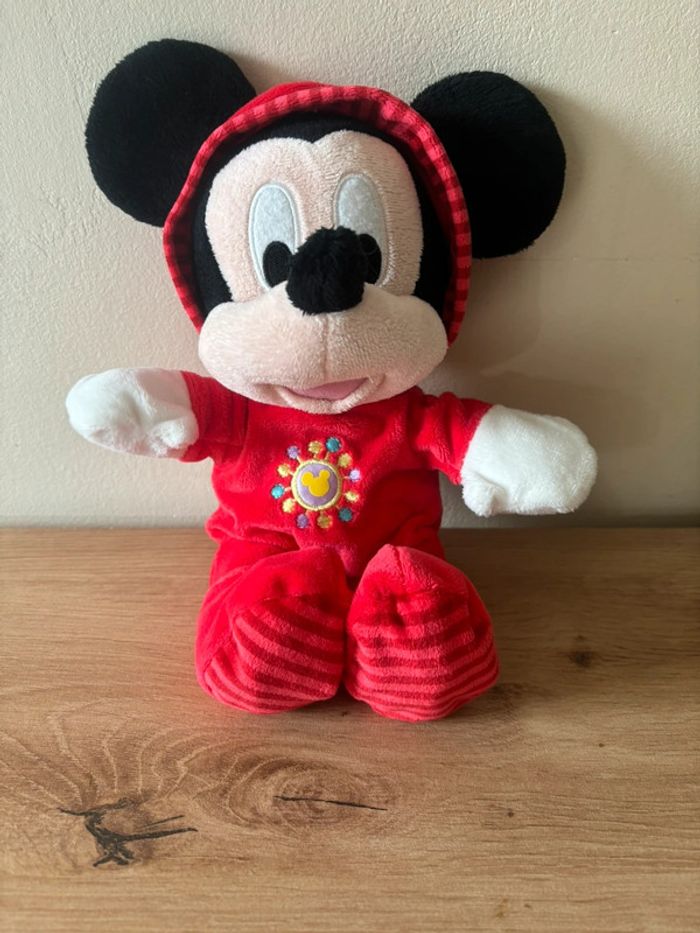 Doudou peluche Mickey pyjama capuche rouge Disney