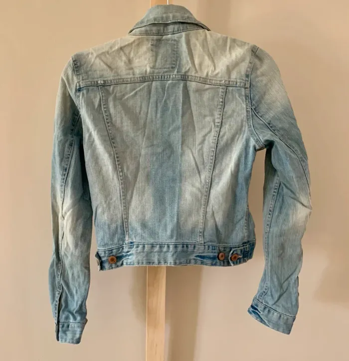 🟦 Veste en jean clair H&M – Taille 34 (XS) - photo numéro 3
