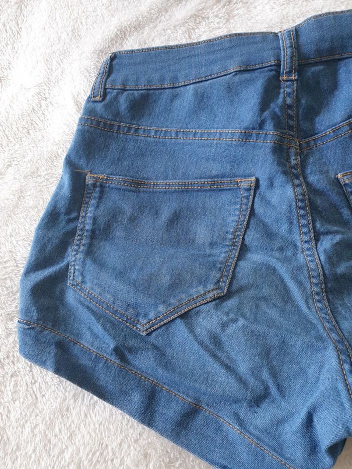 Short 36 taille haute - photo numéro 7