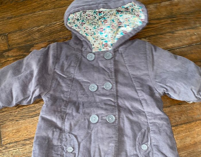 Manteau demi saison Kiabi  9 mois Neuf avec étiquette - photo numéro 2