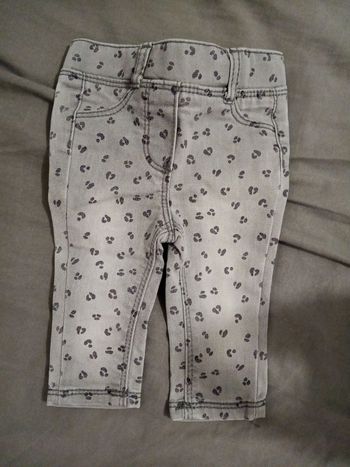 Pantalon gris _ 3 mois