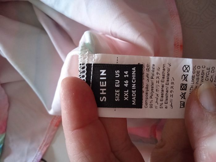 Top satiné - photo numéro 3