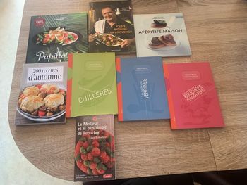 Lot de 8 livres de cuisine