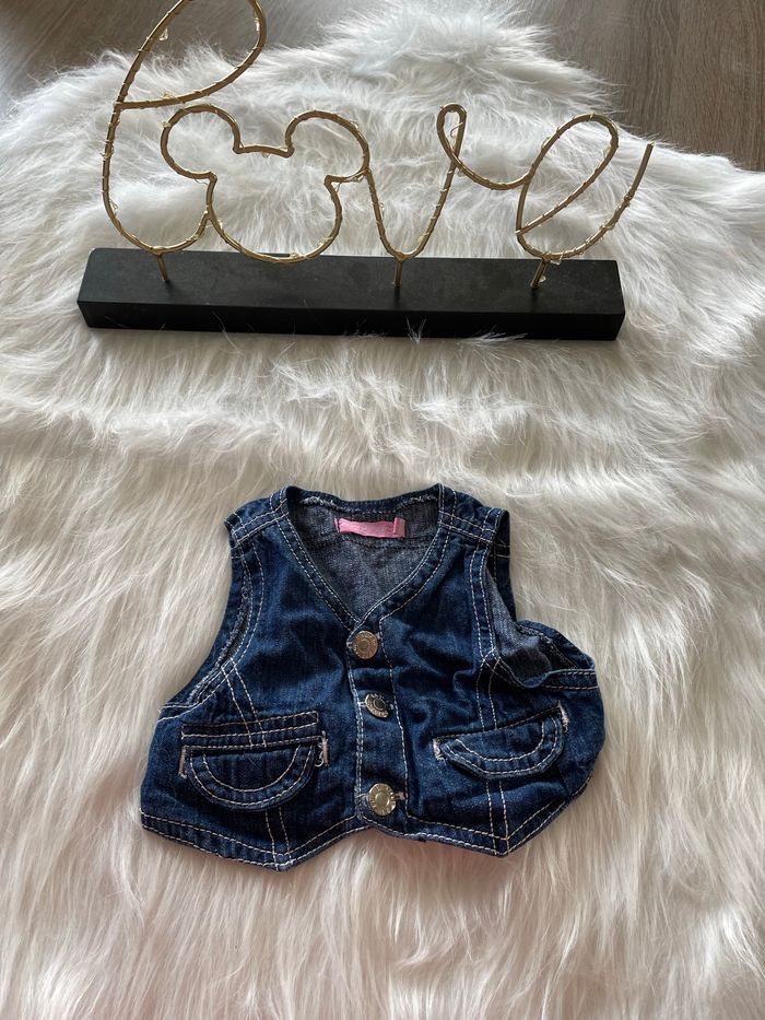 Très beau boléro en jeans 3 mois