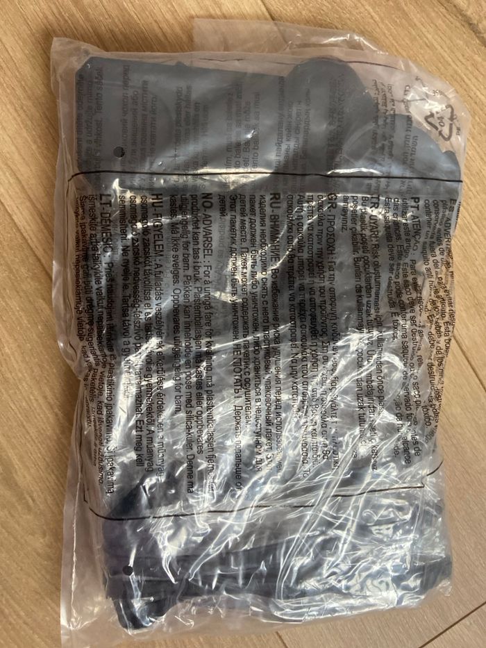 Cape de pluie + adaptateurs cosy Maxi-Cosi Gia – neufs - photo numéro 2