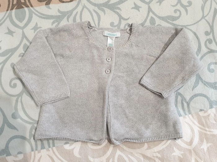 Veste grise 6 mois