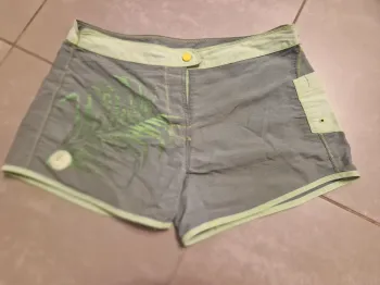 Short sport femme